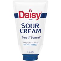 Daisy Pure and Natural Squeeze Sour Cream 14 oz